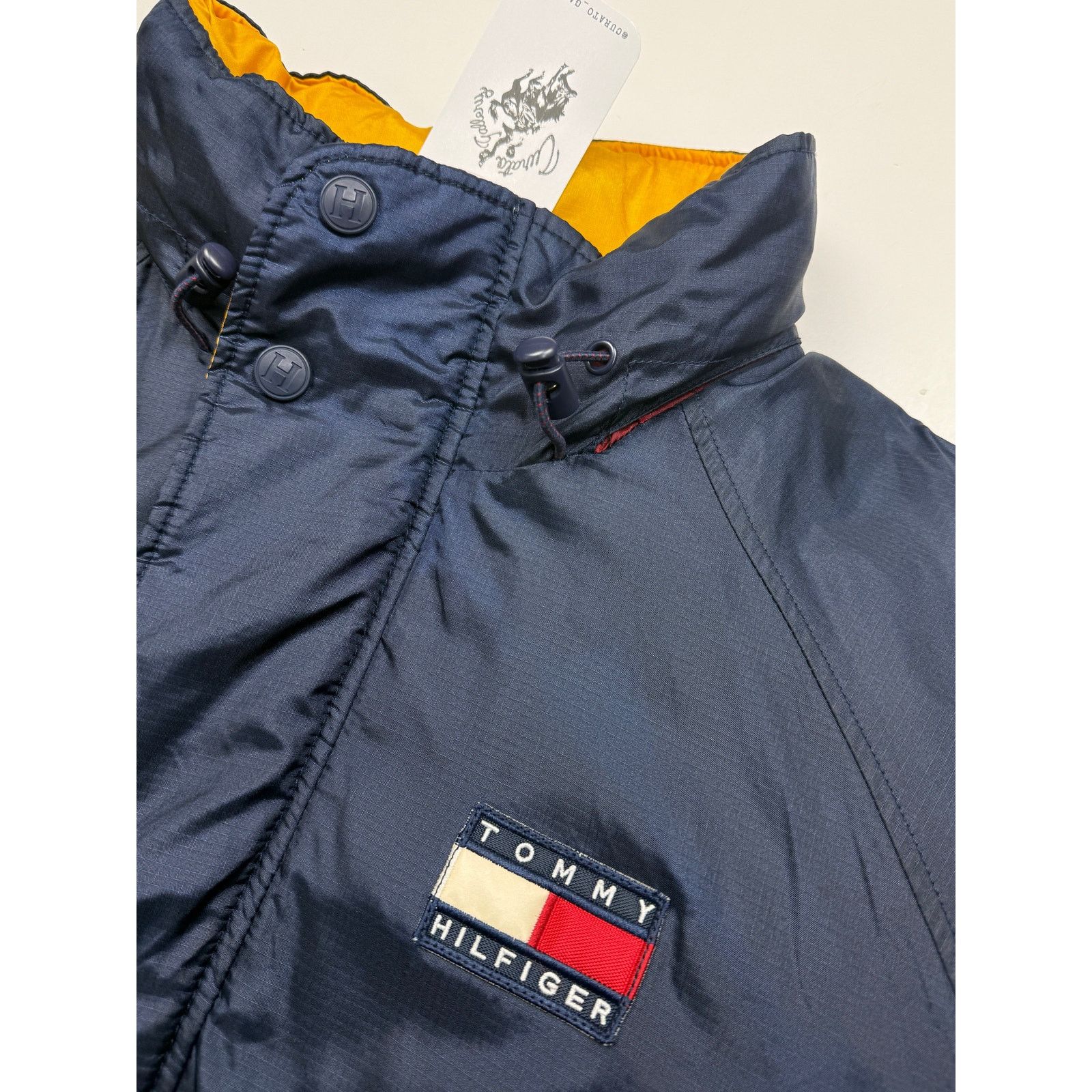 Vintage Vintage 90s Tommy Hilfiger Embroidered Flag Down Size L Size US L / EU 52-54 / 3 - 6 Thumbnail