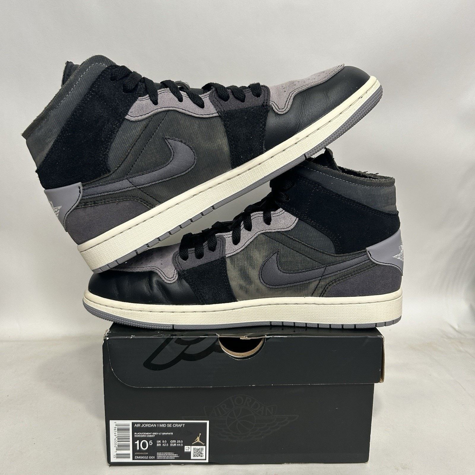 Nike Nike Air Jordan 1 Mid Craft Inside Out “Black Cement Grey” Size US 10.5 / EU 43-44 - 3 Thumbnail