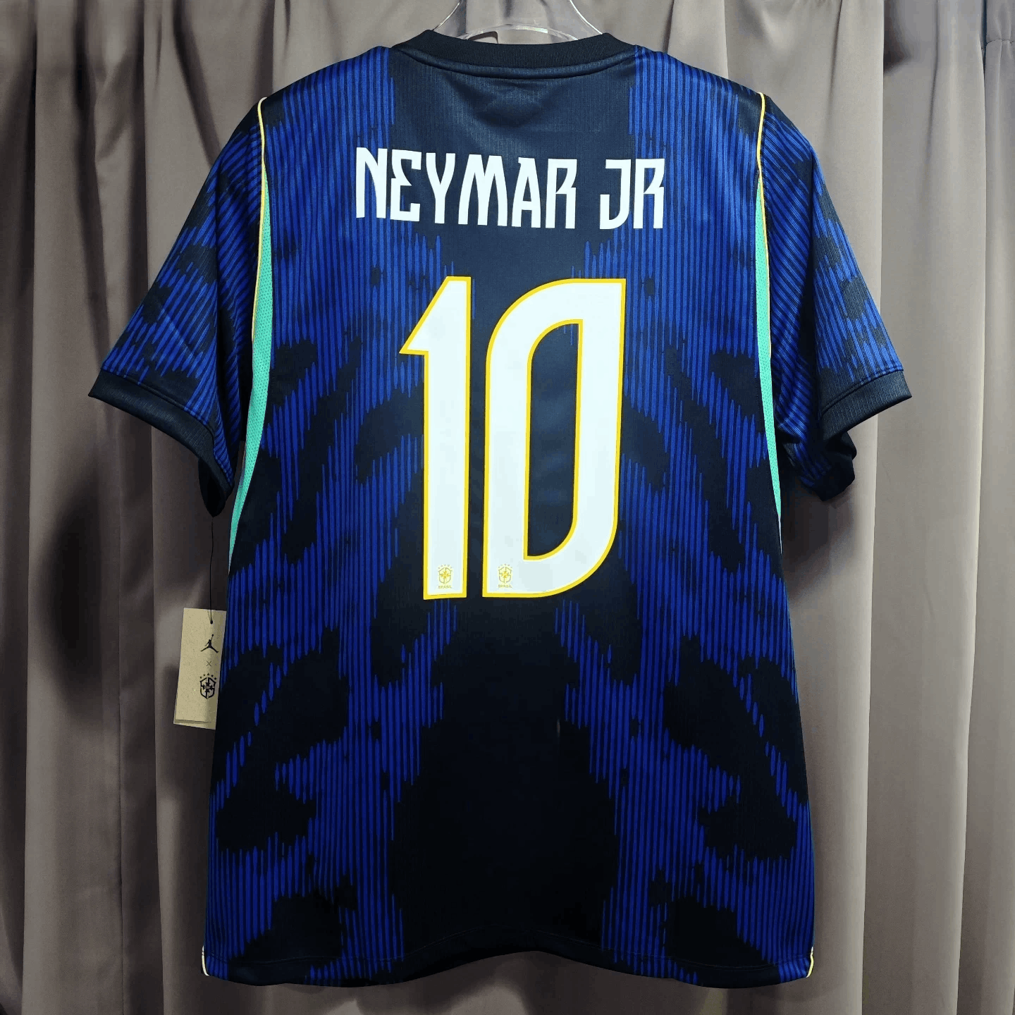 Other 10 Neymar Jersey Brazil Soccer Jersey Size US XL / EU 56 / 4 - 2 Thumbnail