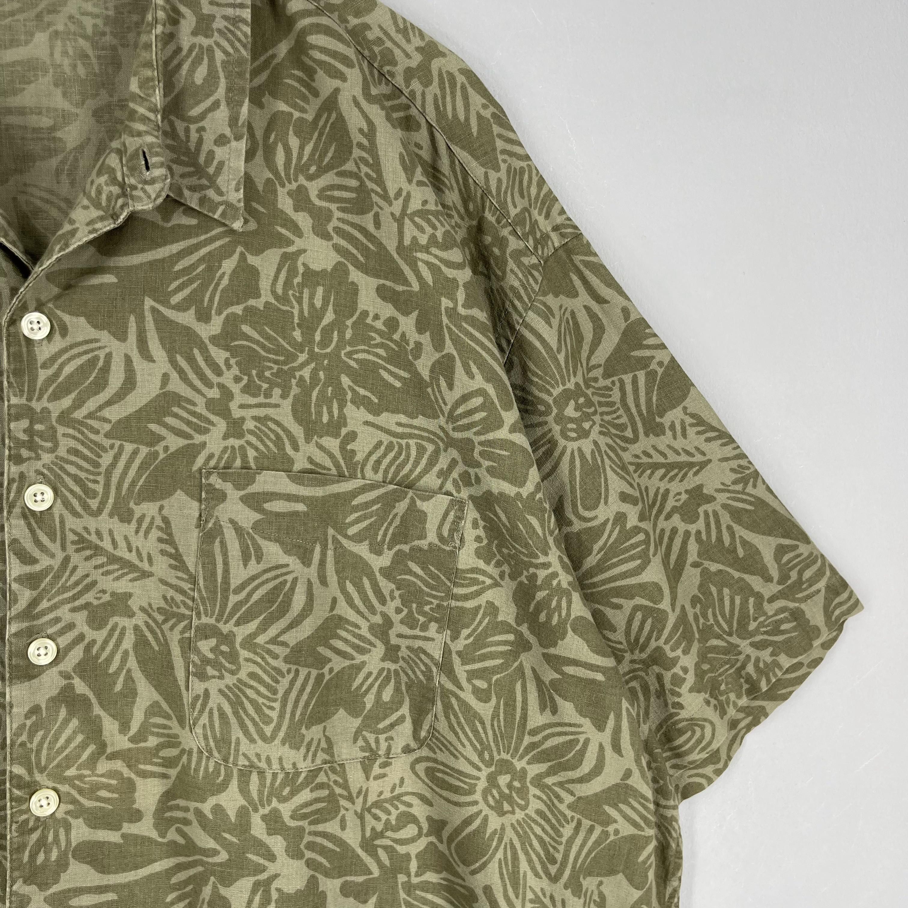 Vintage Vintage OLD NAVY Hawaii Hibiscus Floral Motive Shirt Size US XXL / EU 58 / 5 - 3 Thumbnail