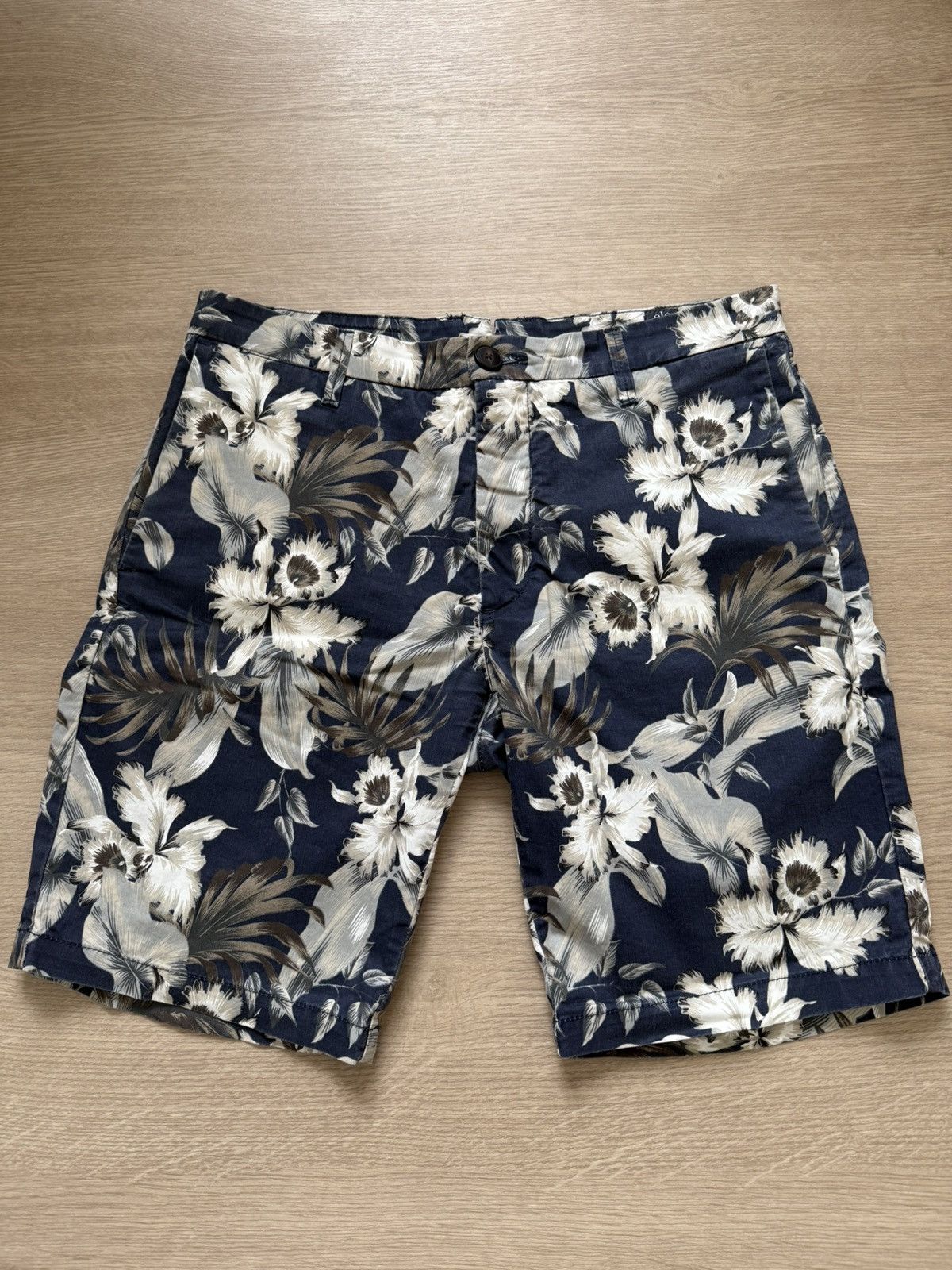 Eleventy Eleventy floral shorts Size US 33 - 1 Thumbnail