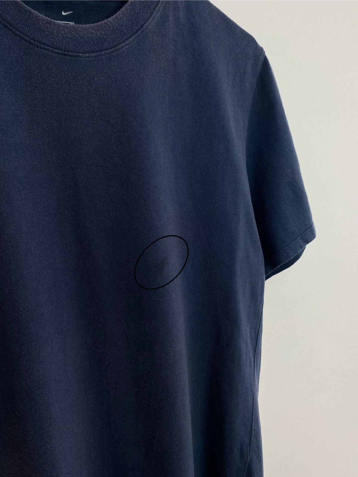 Vintage Vintage Nike Air Max 360 Short Sleeve T-shirt Size L Blue Size US L / EU 52-54 / 3 - 4 Thumbnail
