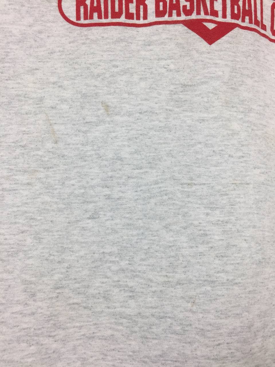 Fruit Of The Loom × Vintage Vtg 00s Roseville Recreation Raider Basketball Camp Tee Size US L / EU 52-54 / 3 - 5 Thumbnail