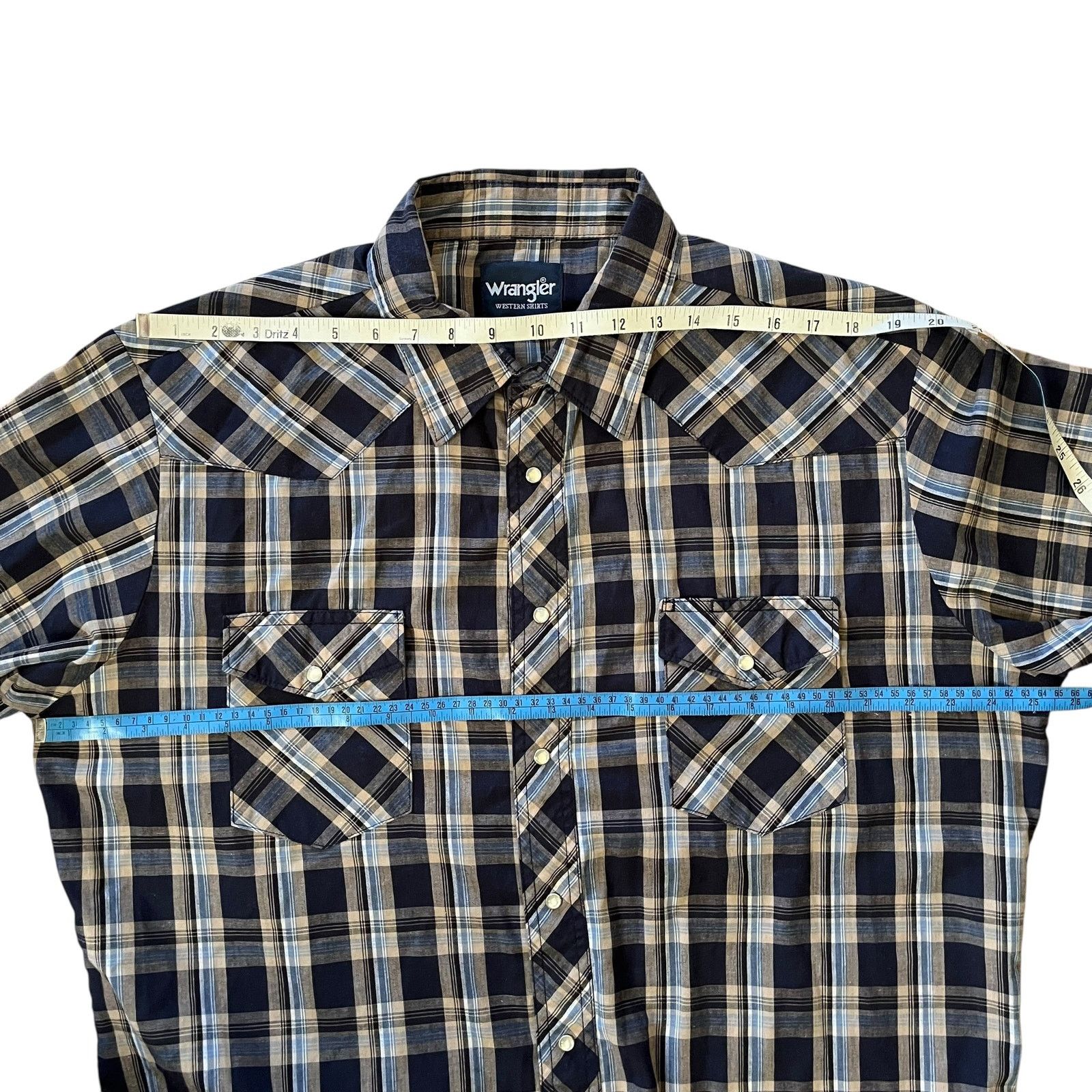 Vintage × Wrangler Vintage Wrangler Western Navy Blue Plaid Short-Sleeve Shirt Size US XL / EU 56 / 4 - 4 Thumbnail