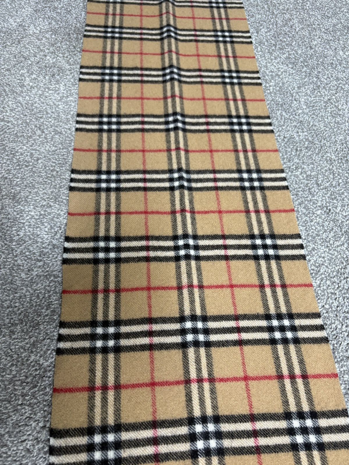 Burberry Burberry Scarf Size ONE SIZE - 3 Thumbnail
