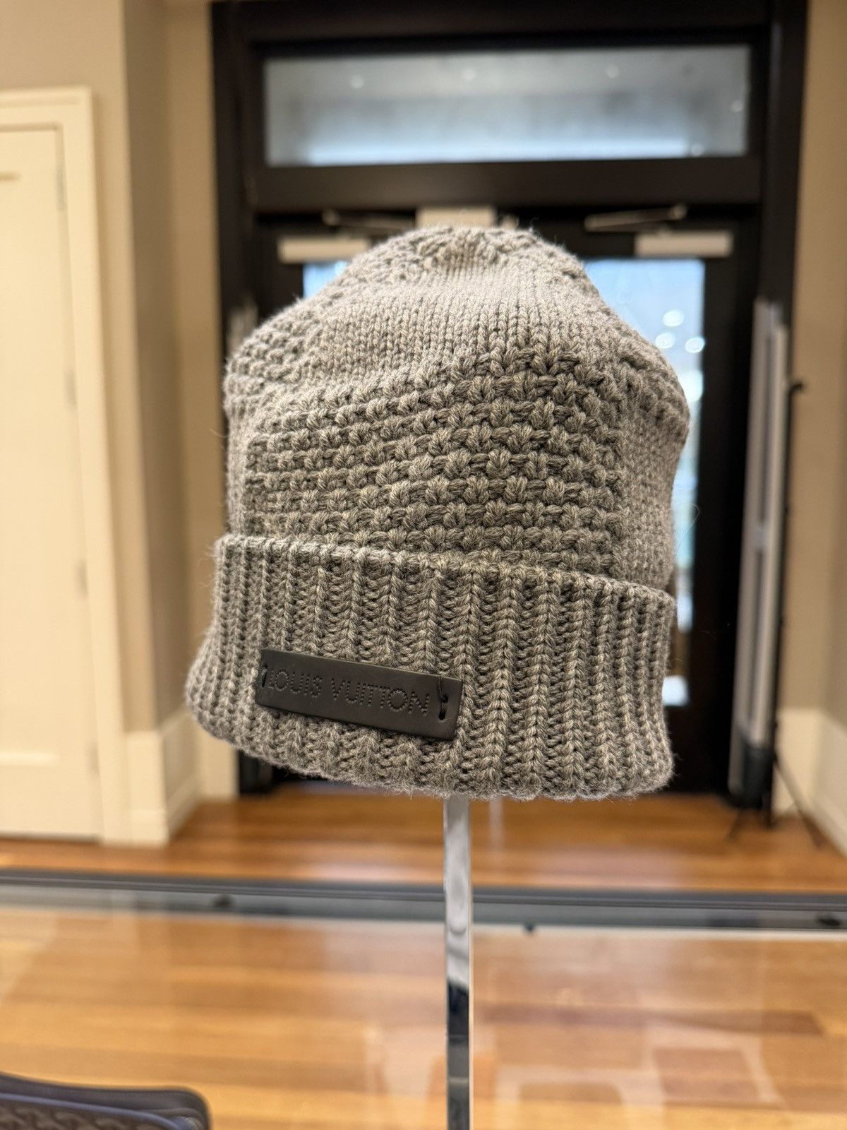 Louis Vuitton Louis Vuitton Knit Damier-Grey Beanie Size ONE SIZE - 2 Thumbnail