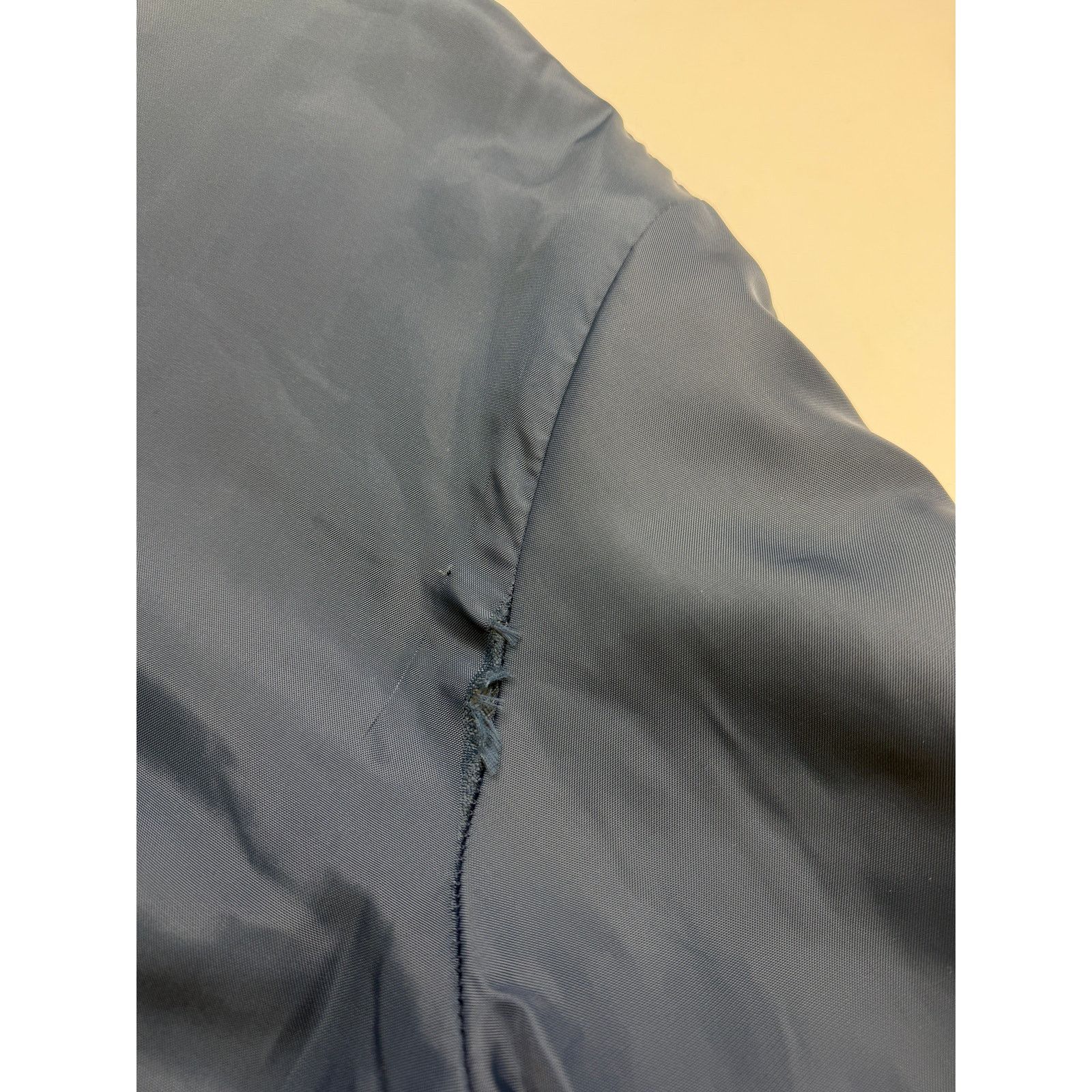 Vintage Vintage 80s/90s Avon Sportswear Bomber Jacket Size L Size US L / EU 52-54 / 3 - 7 Thumbnail
