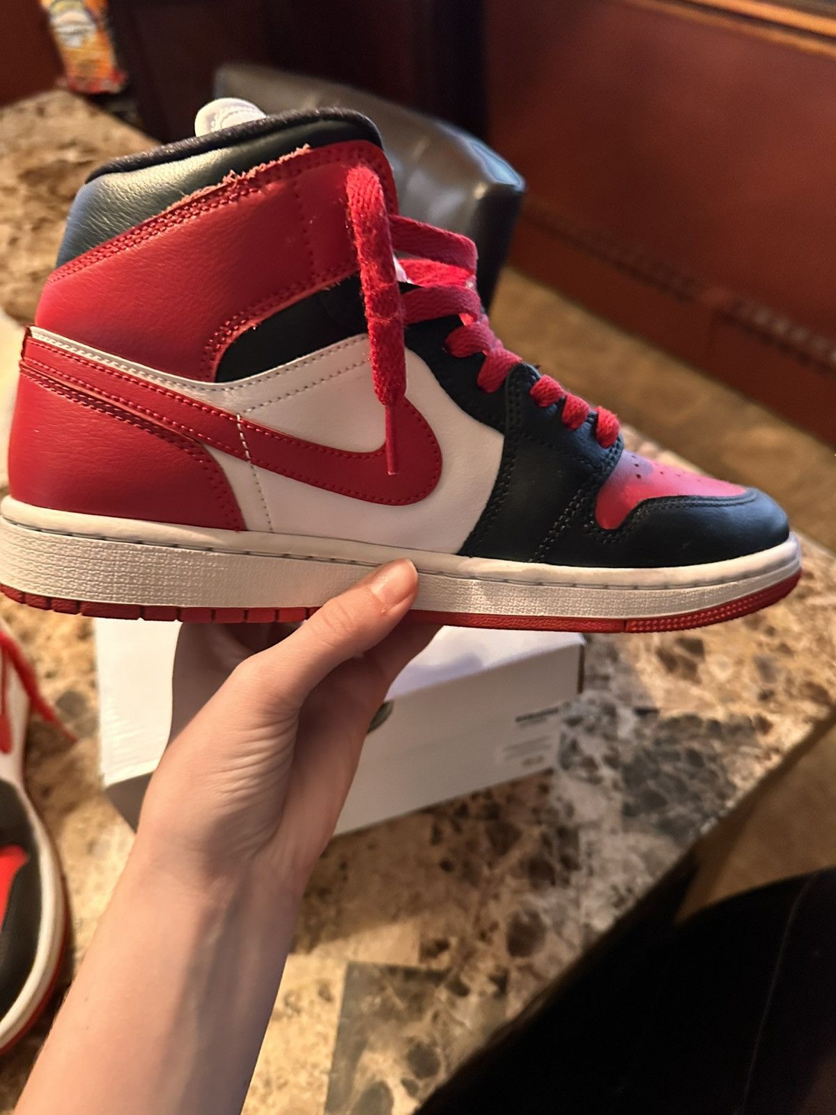 Nike Nike Air Jordan Mid 1 “Alternate Bred Toe” Size US 8 / IT 38 - 7 Thumbnail