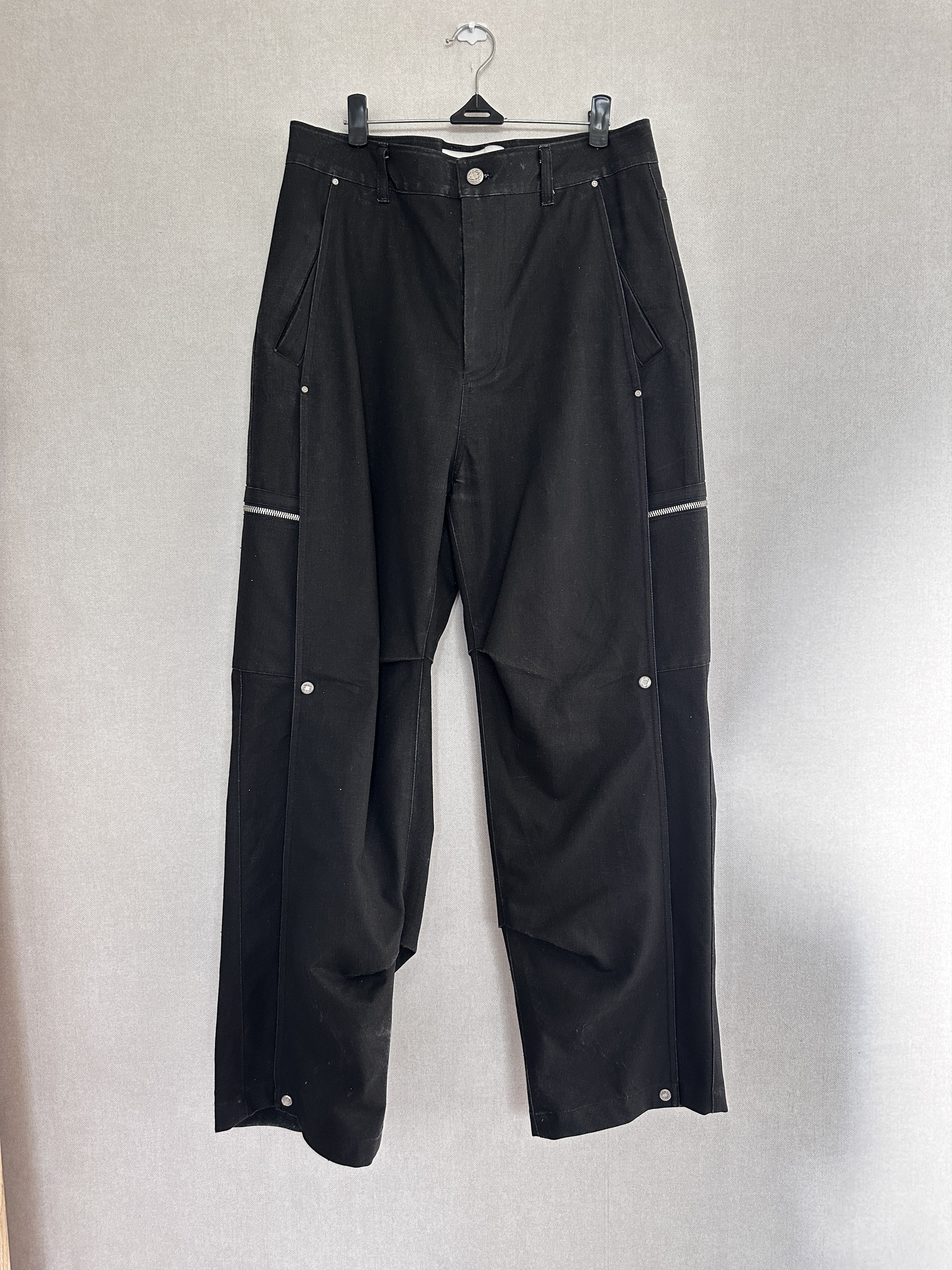 パンツ Kody Phillips cargo pants Kody Phillips Cargo Pants - Washed Black | Garmentory