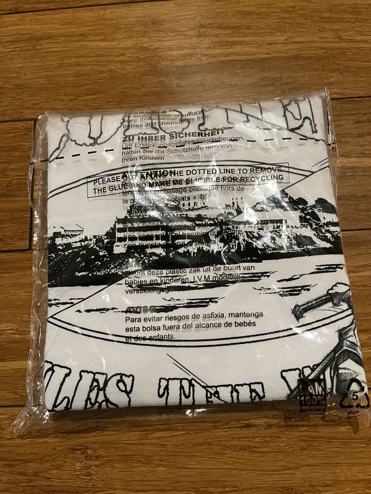Corteiz Small Crtz Ninja Alcatraz tee white Size US S / EU 44-46 / 1 - 3 Thumbnail