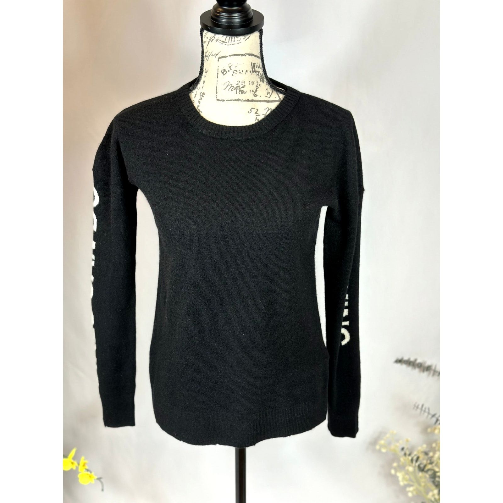 Zadig & Voltaire Zadig & Voltaire Cashmere Gaby Girls Can Do Sweater XS Size XS / US 0-2 / IT 36-38 - 8 Thumbnail