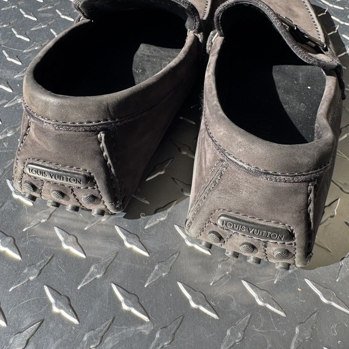 Louis Vuitton Louis Vuitton Hockenheim Logo Loafers Suede in Grey 8 Size US 9 / EU 42 - 6 Thumbnail
