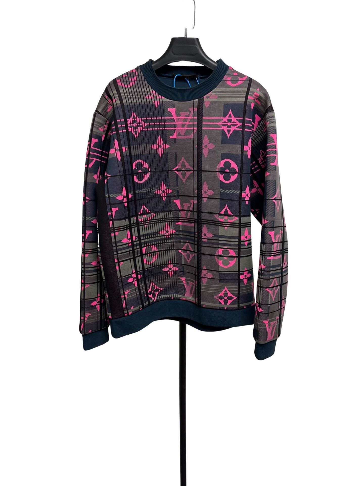 Louis Vuitton Louis Vuitton Monogram Plaid Sweatshirt Size L Size US L / EU 52-54 / 3 - 1 Thumbnail