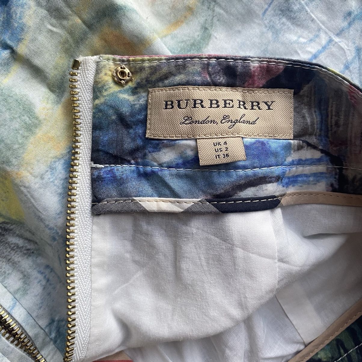 Burberry × Designer Artistic Abstract Printed Burberry A-Line Midi Skirt Size 26" / US 2 / IT 38 - 10 Thumbnail