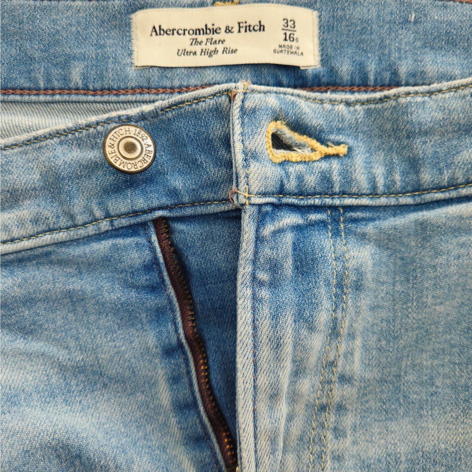 Abercrombie & Fitch A&F The Flare Ultra High Rise Jeans Size 33/16 Short Size 36" / US 14 / IT 50 - 7 Thumbnail