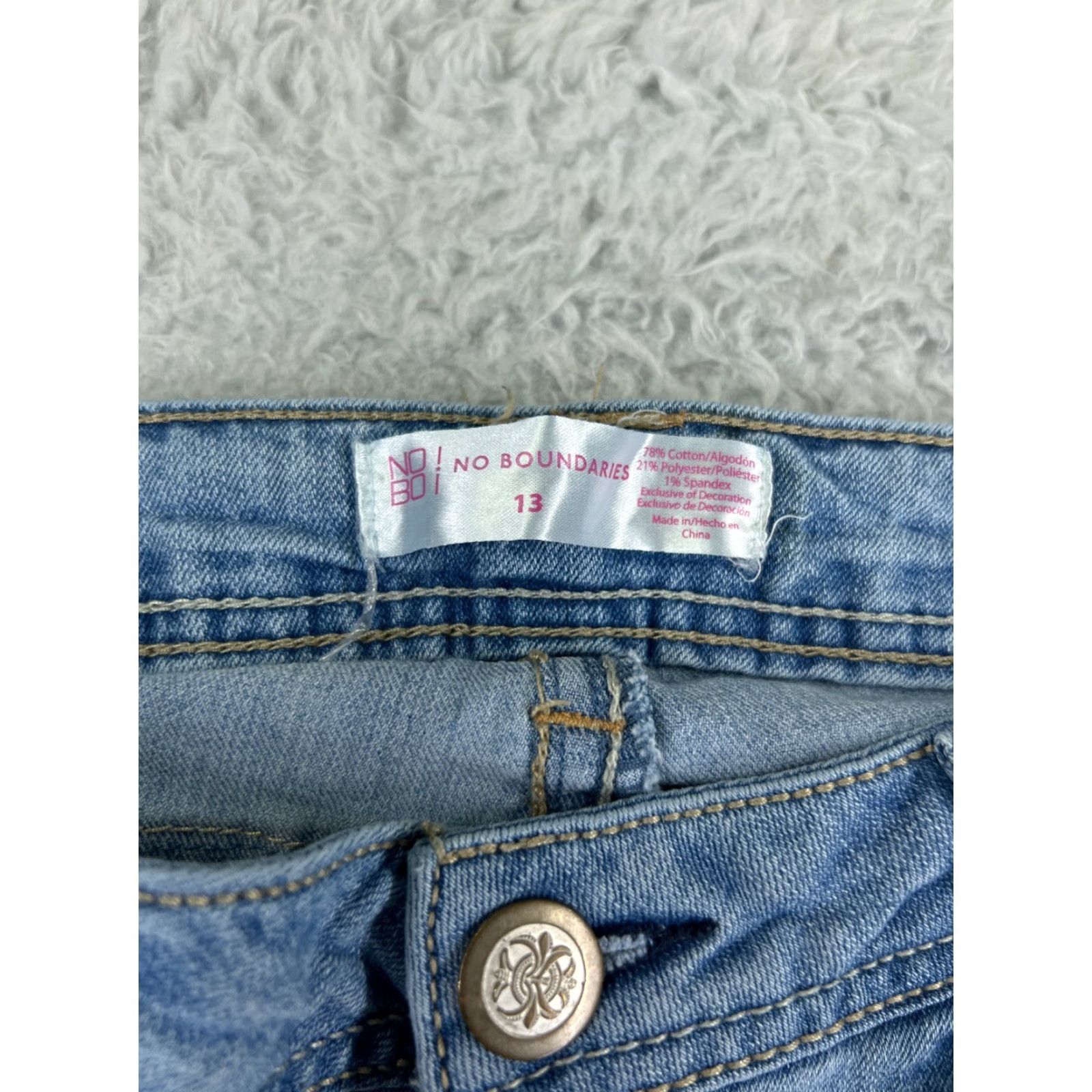 Vintage No Boundaries Jeans Womens 11 Blue Denim Bootcut Light Wash Cotton Blend Regular 5-Pocket Design Cowboy Southwestern American Boyfriend Style Womens Size 32" / US 10 / IT 46 - 4 Thumbnail