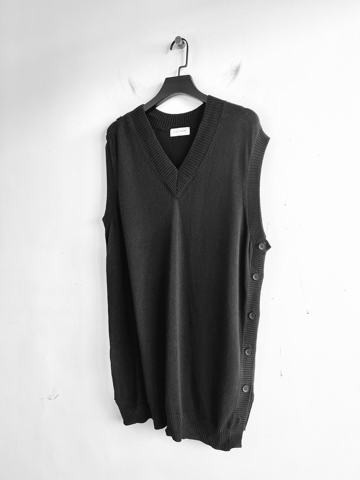 Yohji Yamamoto Yohji Yamamoto Pour Homme - 12G PLAIN STITCH V NECK VEST Size US L / EU 52-54 / 3 - 7 Thumbnail