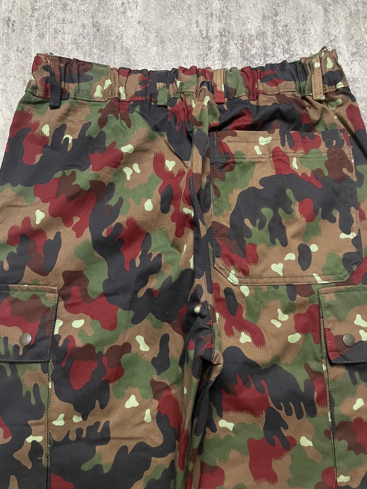 Japanese Brand M83 Swiss Field Camo Pants Size US 32 / EU 48 - 6 Thumbnail