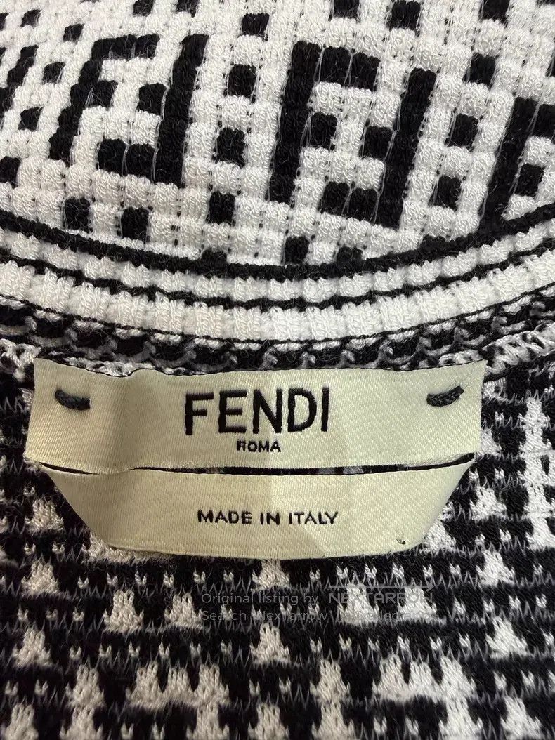 Fendi Fendi Black and White Logo Knit Vest Size XS / US 0-2 / IT 36-38 - 4 Thumbnail