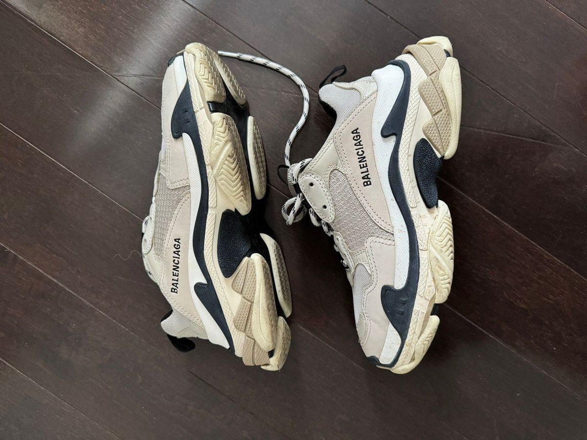 Balenciaga BALENCIAGA TRIPLE S SNEAKER Size US 6.5 / EU 39-40 - 3 Thumbnail
