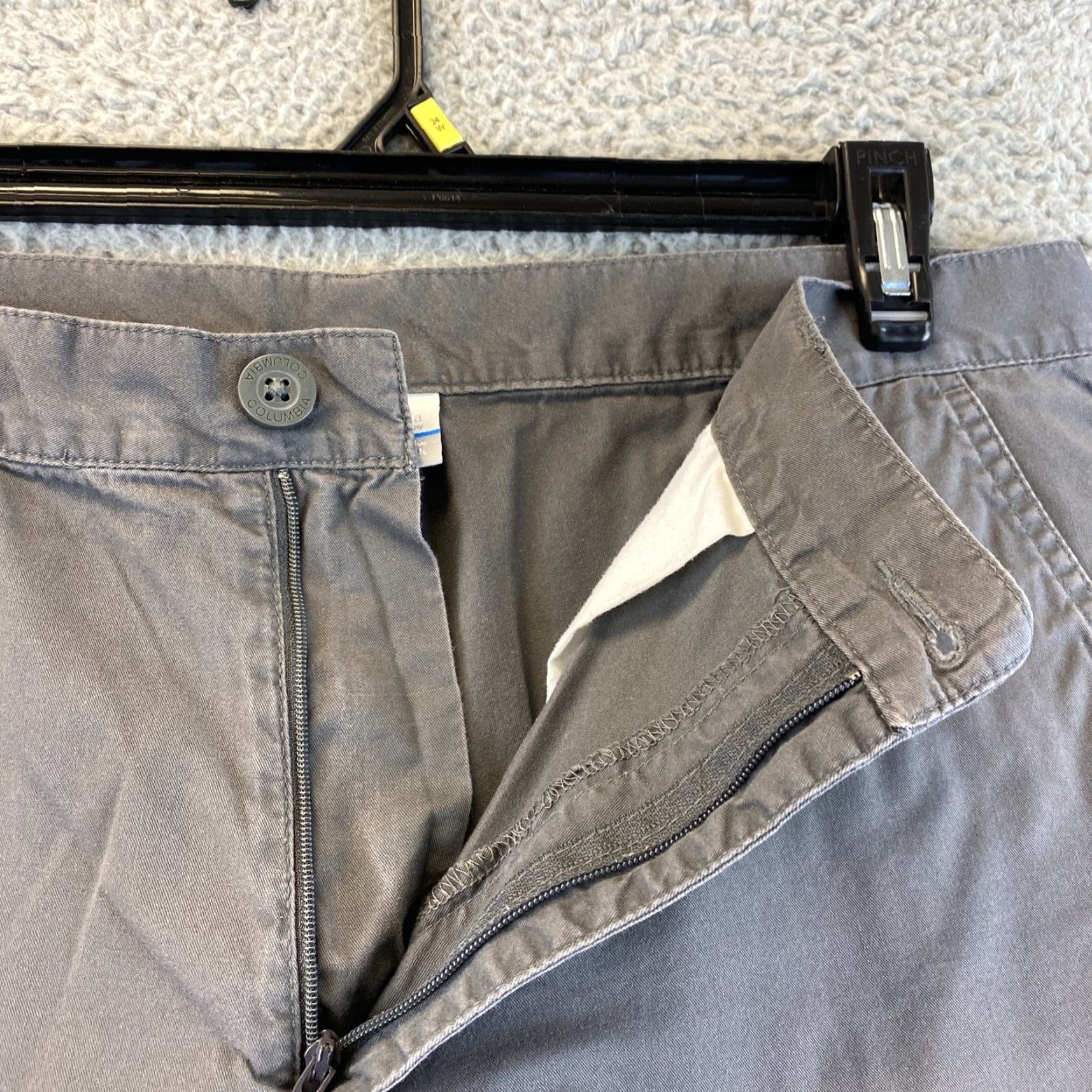 Vintage Columbia Gray Shorts Men's Size 36x10 Cotton Pockets Casual /87-83 Size US 36 / EU 52 - 4 Thumbnail