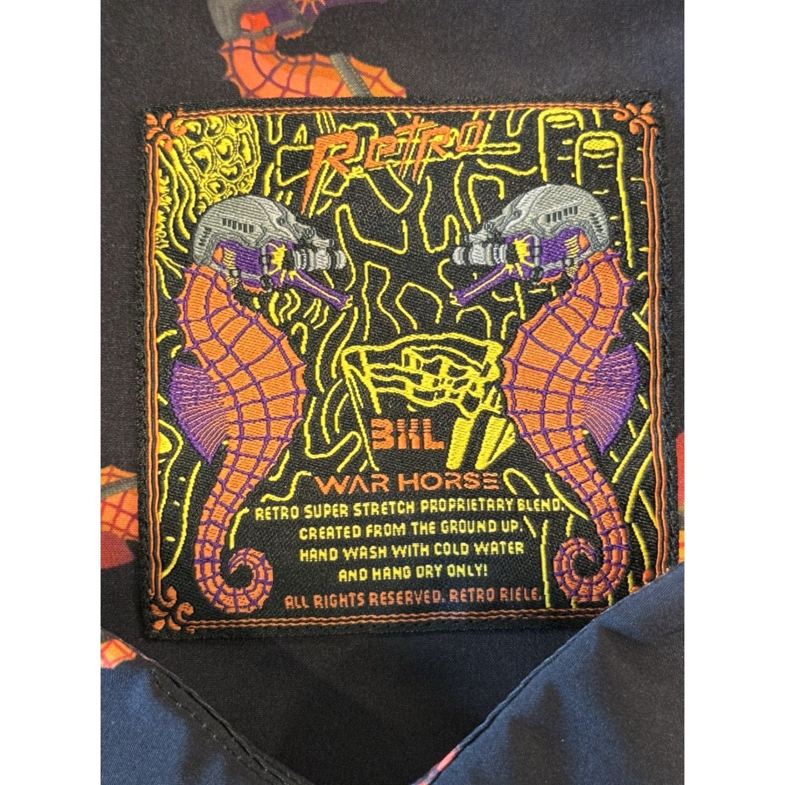 Etro VINTAGE Retro Rifle Men’s Short Sleeve Button Up Shirt 3XL Seahorse Multi 90s Retro Size US 39 - 5 Thumbnail