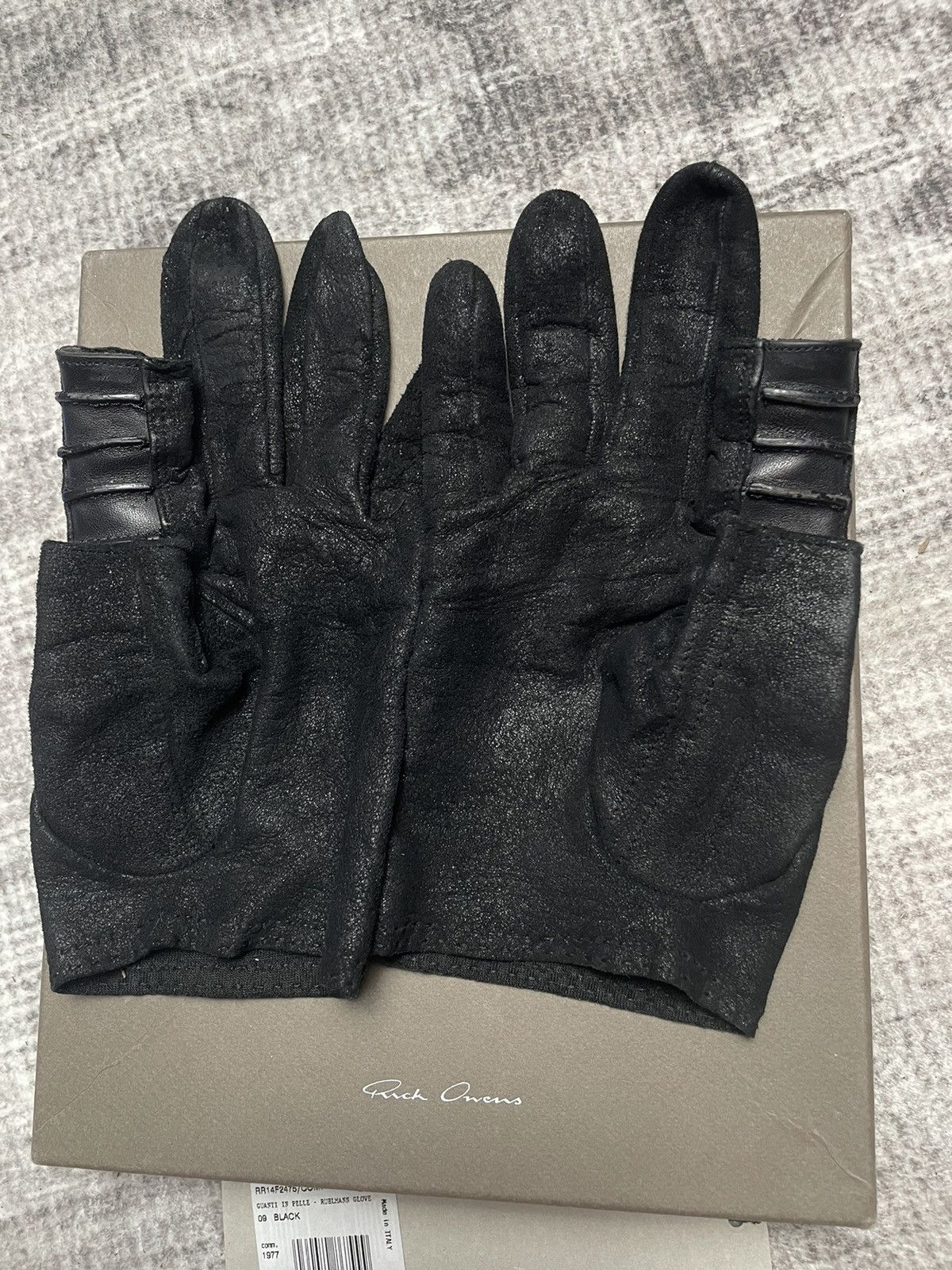 Rick Owens Rick owens Blistered Leather Gloves Size ONE SIZE - 2 Thumbnail