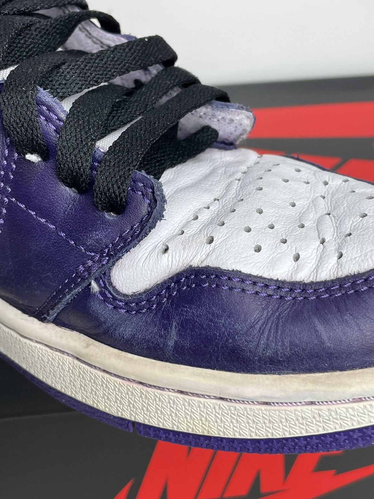 Nike Jordan 1 Court Purple 2.0 Size 8.5 Beat Nike OG Box/Laces Size US 8.5 / EU 41-42 - 15 Thumbnail