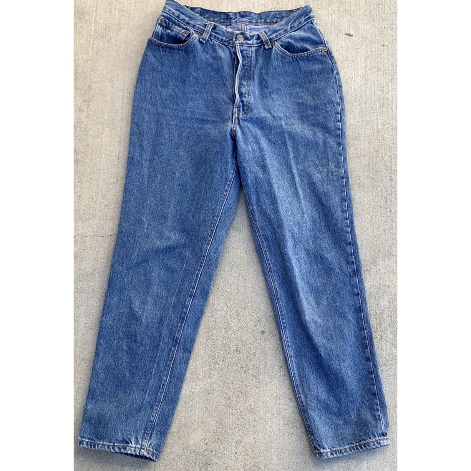 Levi's VINTAGE Levi's 501 Jeans Juniors For Her Size 13 29.5 in Waist 29 in Inseam Blue 5-Pocket Denim 100% Cotton Button Jeans Womens Boys Girls Size 34" / US 12 / IT 48 - 5 Thumbnail
