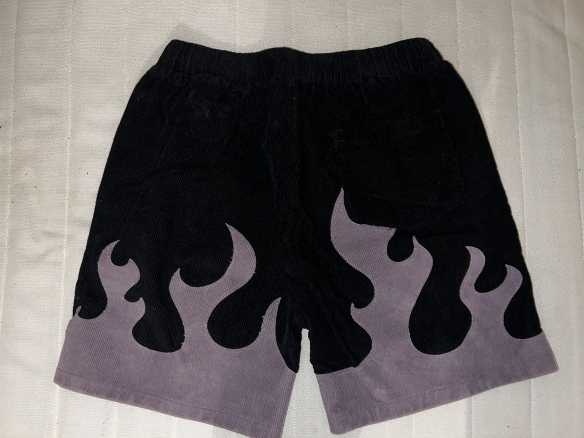 Steady Hands Steady Hands Corduroy Flame Shorts Size US 34 / EU 50 - 2 Thumbnail