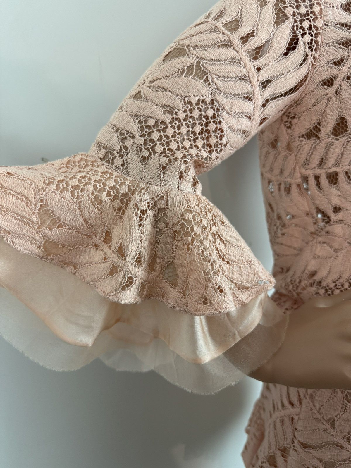 ALEXIS Stunning Lace Two-Piece Set - Peach Pink | Top and Skirt Size S / US 4 / IT 40 - 5 Thumbnail