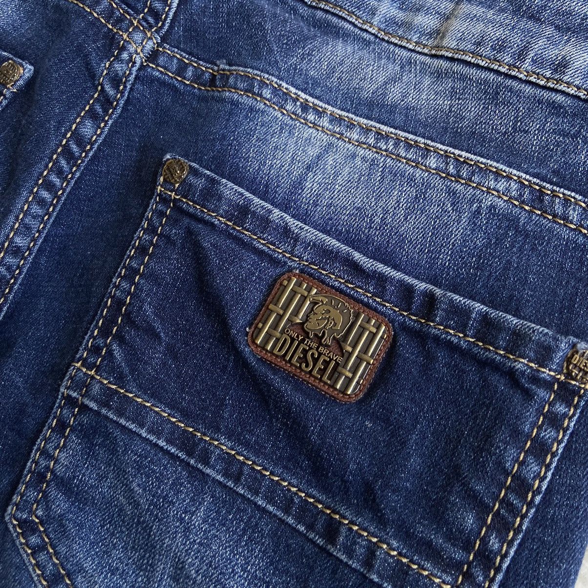 Diesel × Japanese Brand × Vintage 📌 Crazy Diesel Boyfriend Metal Logo Denim Jeans Size 26" / US 2 / IT 38 - 5 Thumbnail