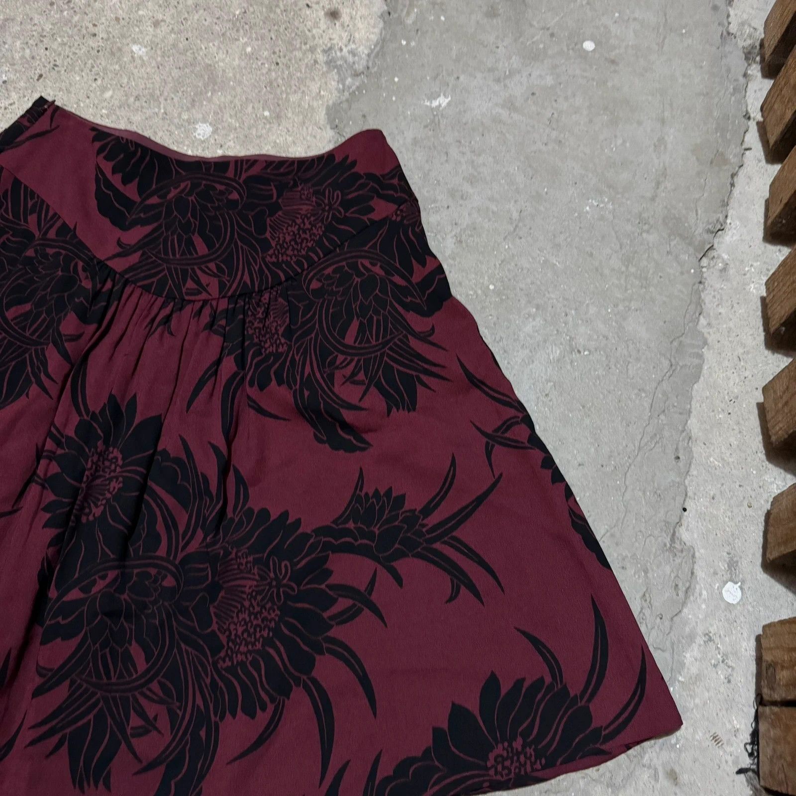 Prada Prada 2014 flower skirt Size 26" / US 2 / IT 38 - 8 Thumbnail