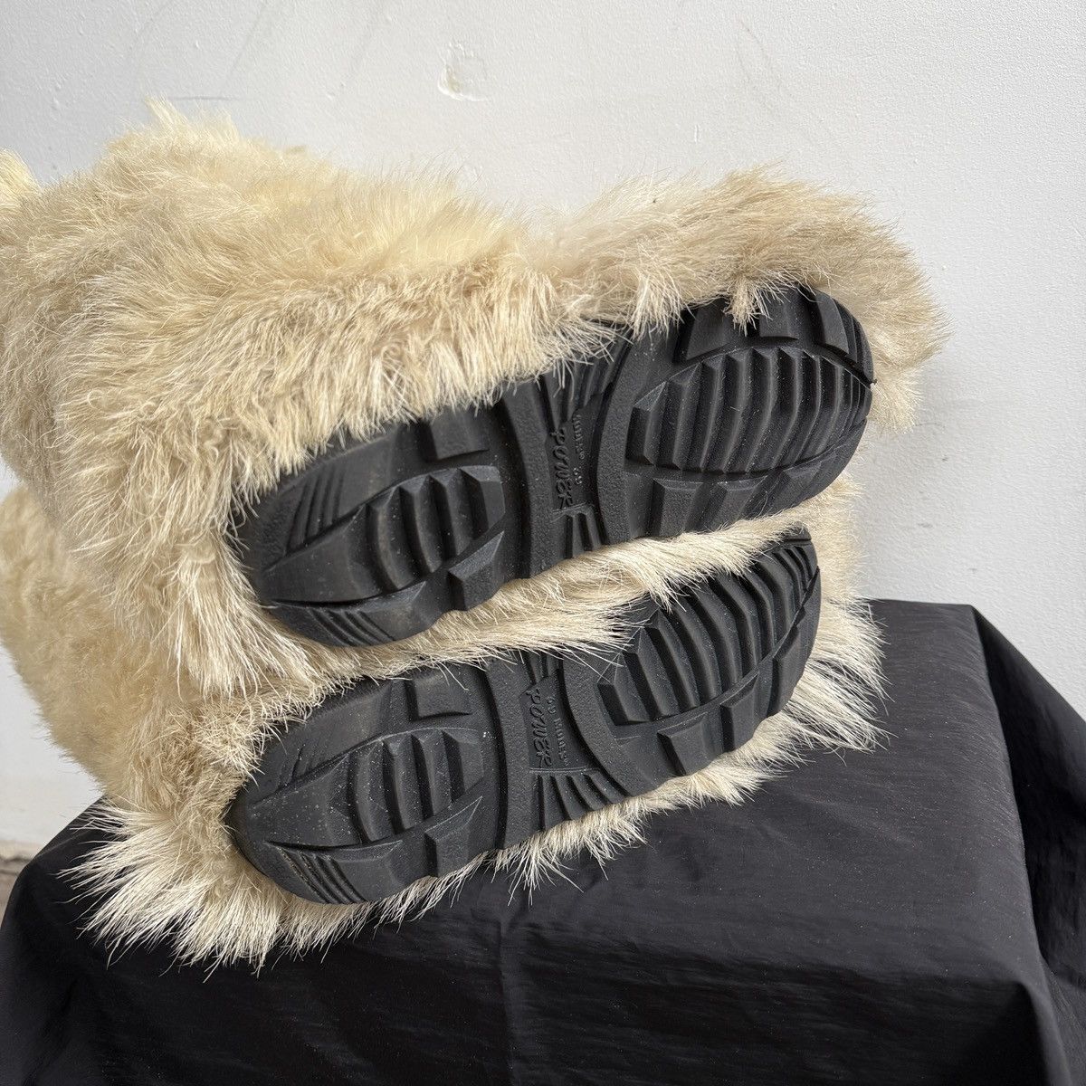 Le Grande Bleu (L.G.B.) Fur boots moon boot roxy oscar sport Size US 9 / IT 39 - 6 Thumbnail