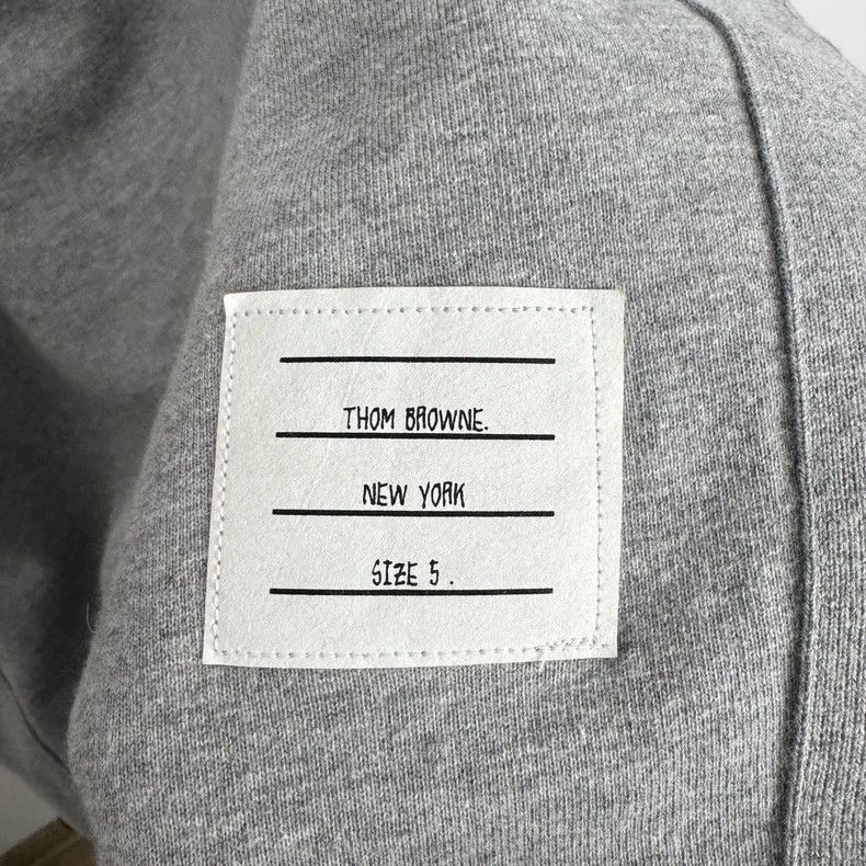 Thom Browne Thom Browne New gray four-striped sweatshirt 2503-Nextarr Size US XXL / EU 58 / 5 - 3 Thumbnail