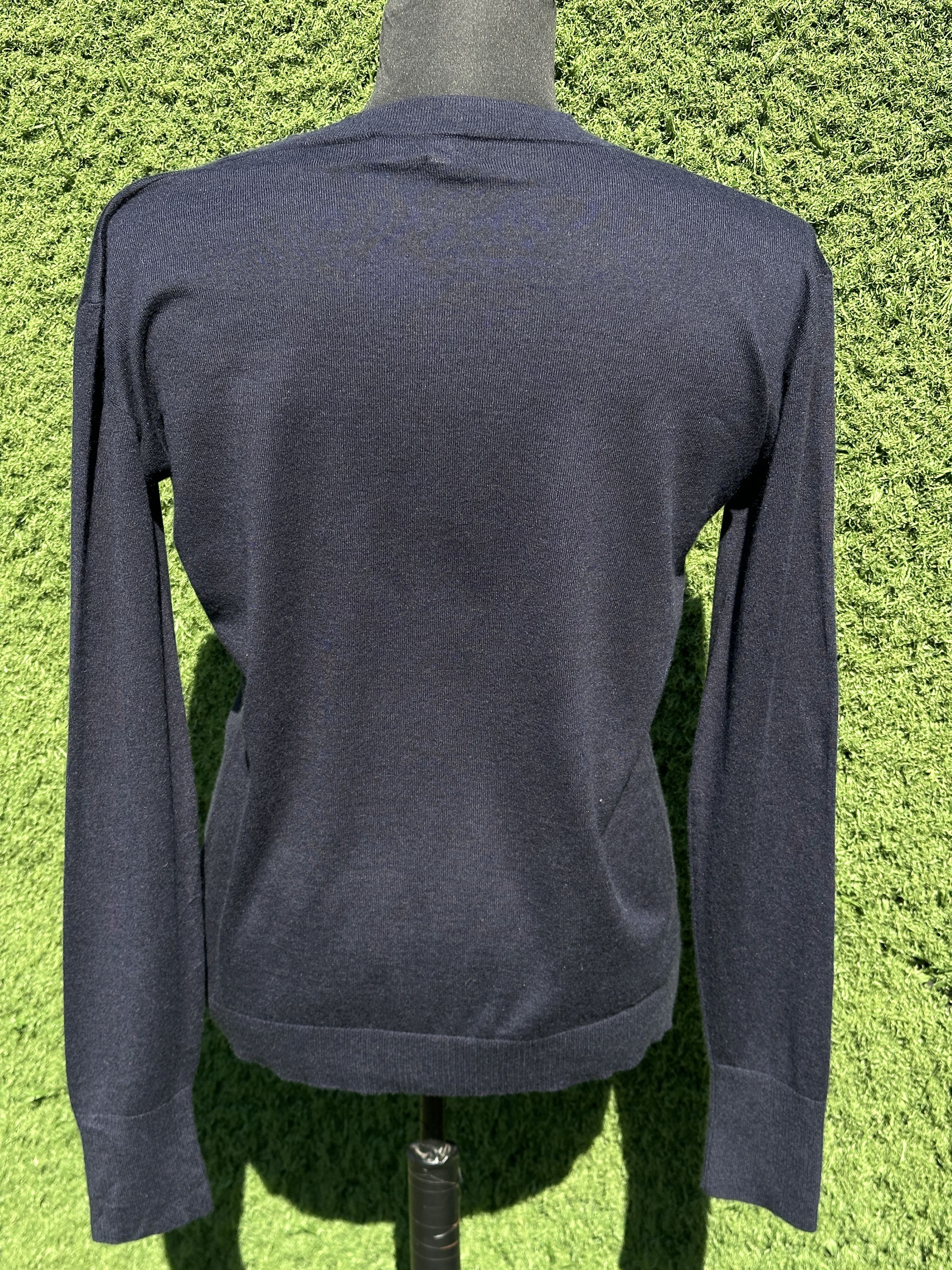 Ralph Lauren Purple Label Ralph Lauren Purple Label Cashmere Low V Neck Sweater Size M Size M / US 6-8 / IT 42-44 - 9 Thumbnail