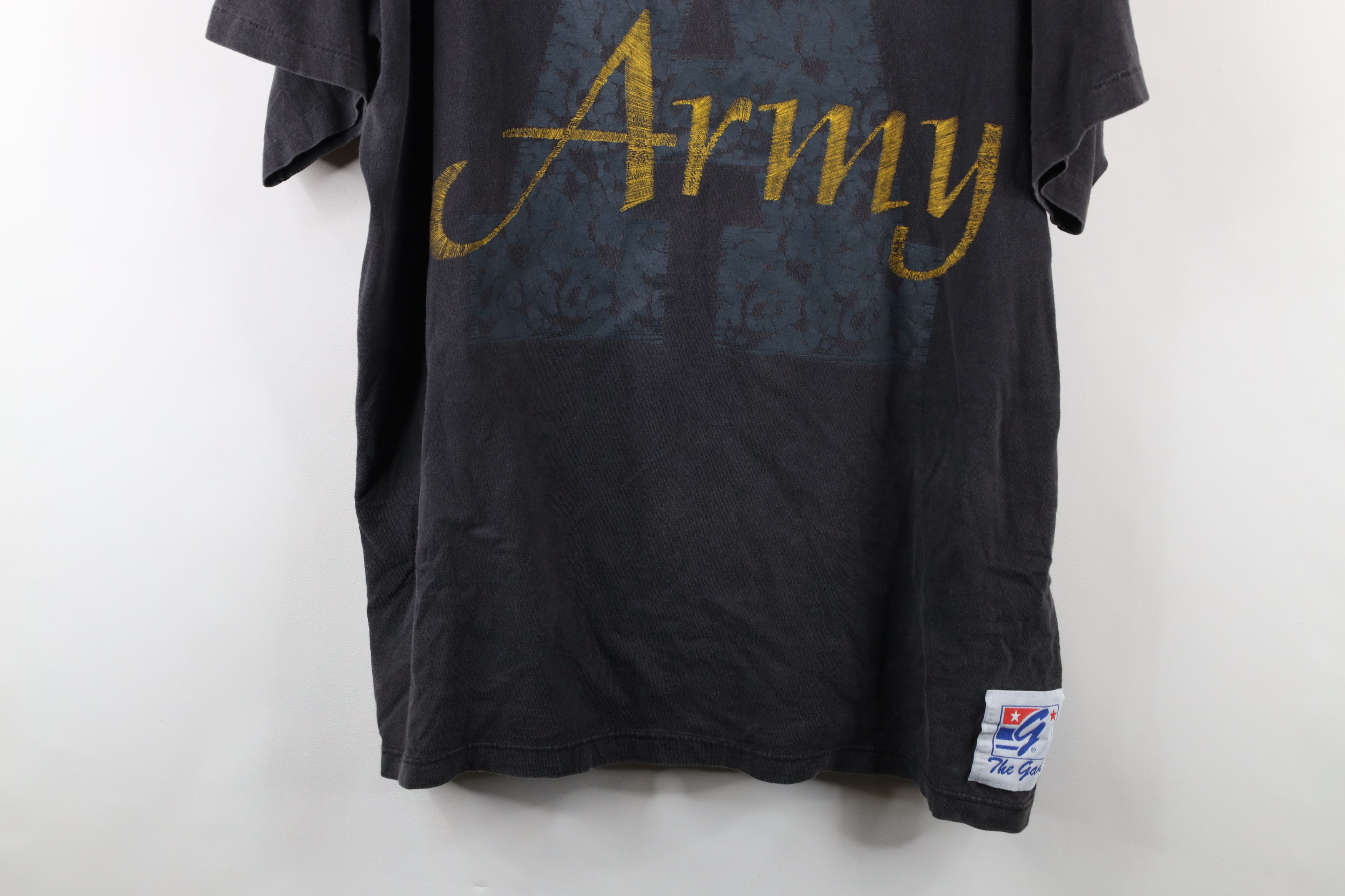 Vintage Vintage 90s Academy Football Beat Army T-Shirt Black USA Size US XL / EU 56 / 4 - 3 Thumbnail