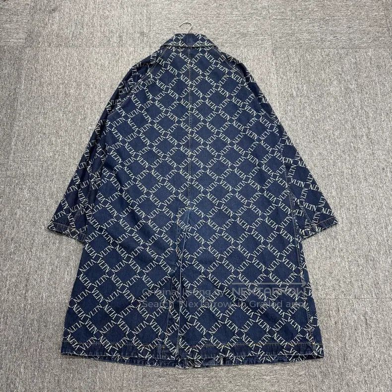 Valentino Valentino Embroidered letters are all over the denim coat Size M / US 6-8 / IT 42-44 - 2 Thumbnail