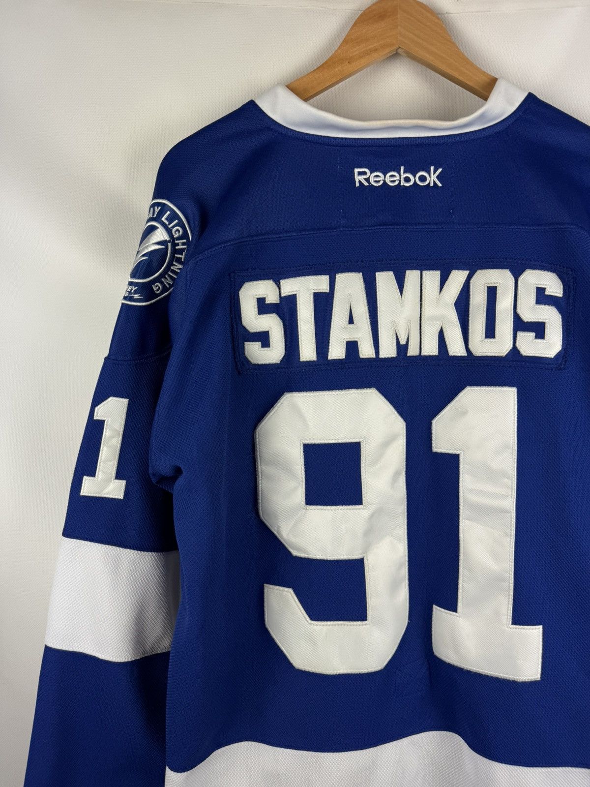 Reebok Reebok Tampa Bay Lightning #91 Stamkos NHL Hockey Jersey Size US M / EU 48-50 / 2 - 17 Thumbnail