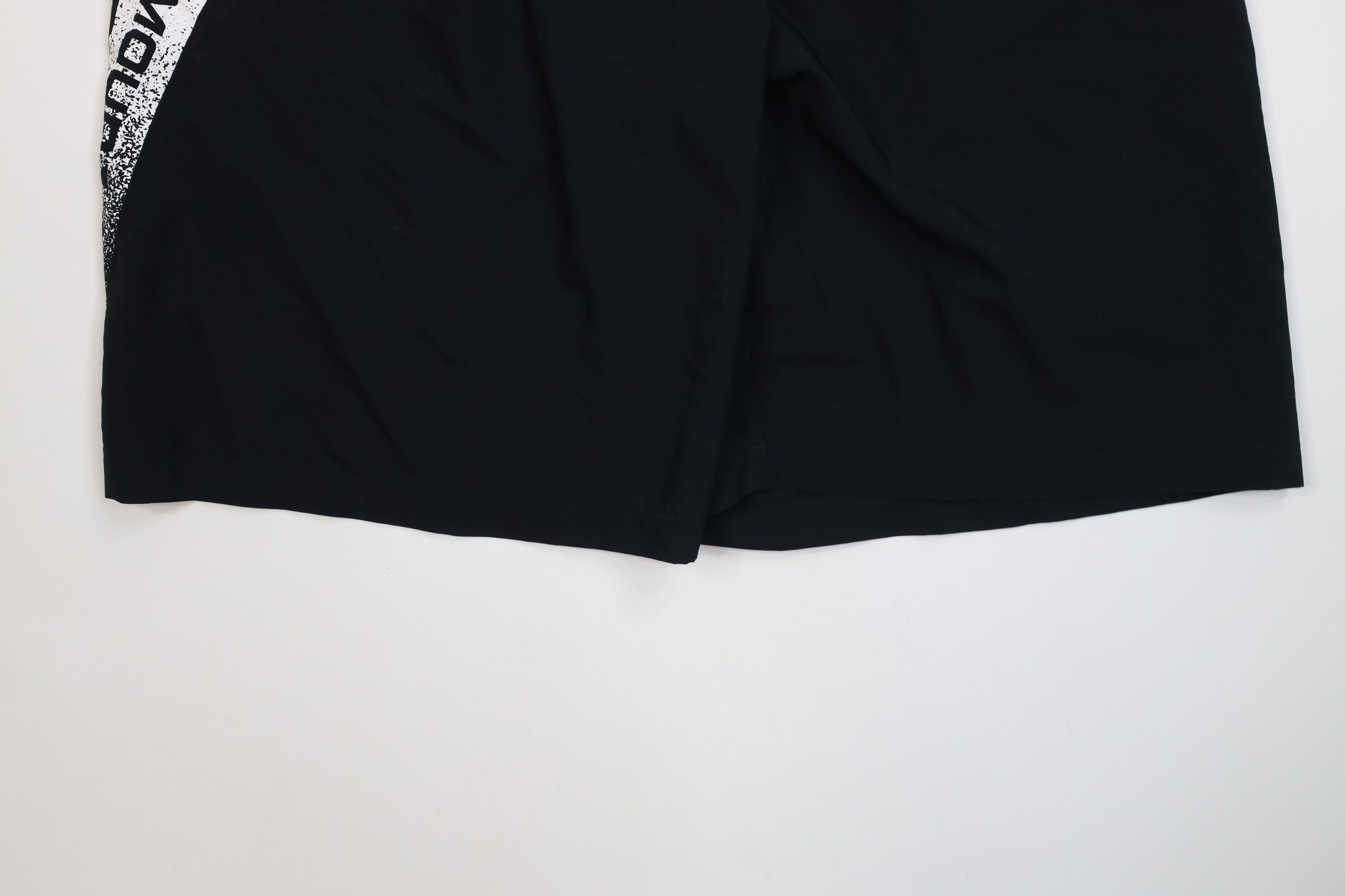 Under Armour Under Armour Loose Fit Light Gym Training Shorts Black Size US 36 / EU 52 - 4 Thumbnail
