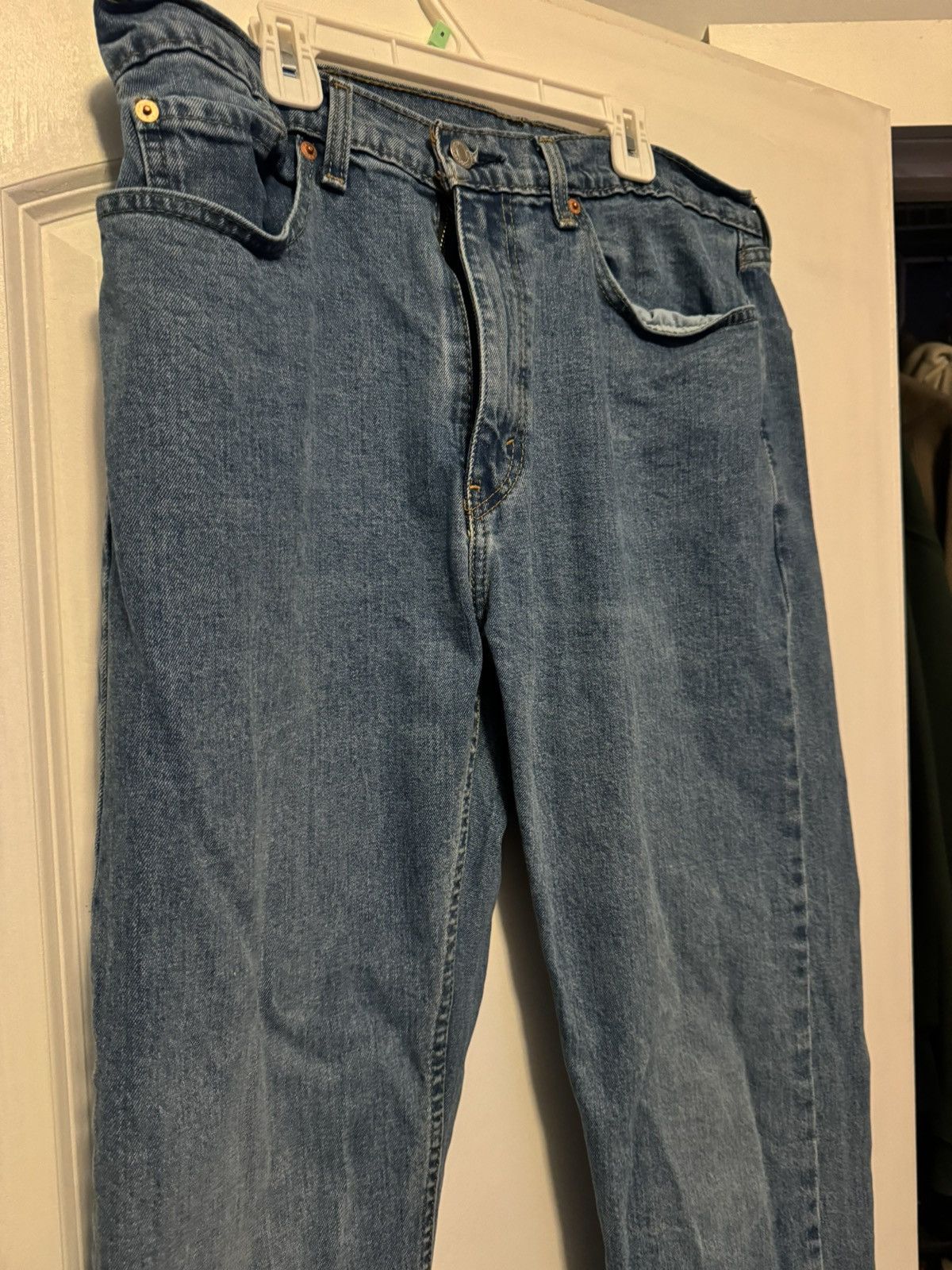 Levi's Levi’s 505 Medium Wash Blue Jeans Size US 34 / EU 50 - 2 Thumbnail