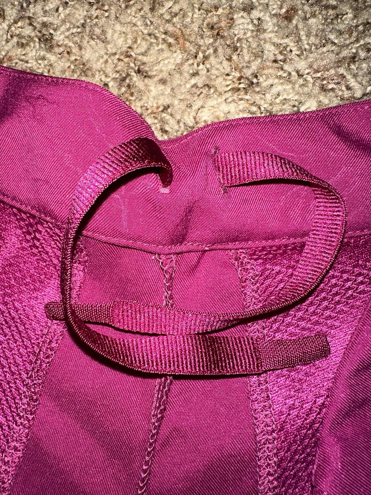 Nike Nike Golf Womens Dri Fit Floral Embossed Short Sanole Size 28" / US 6 / IT 42 - 8 Thumbnail