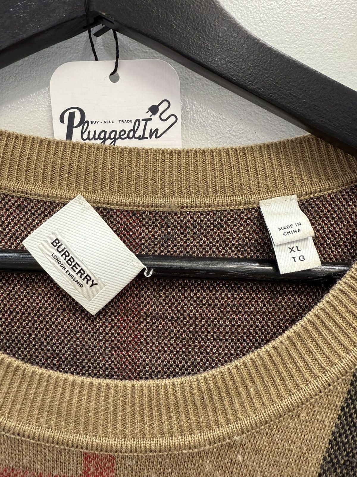 Burberry Burberry Check T-Shirt Size US XL / EU 56 / 4 - 7 Thumbnail