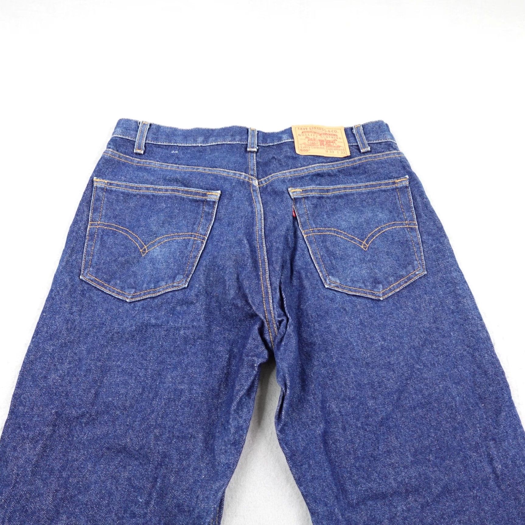 Levi's VINTAGE Levi's Jeans Mens 33x33 Blue Denim 505 Regular Straight Leg Distressed Fray Hem 80s 90s Mens Size US 33 - 7 Thumbnail