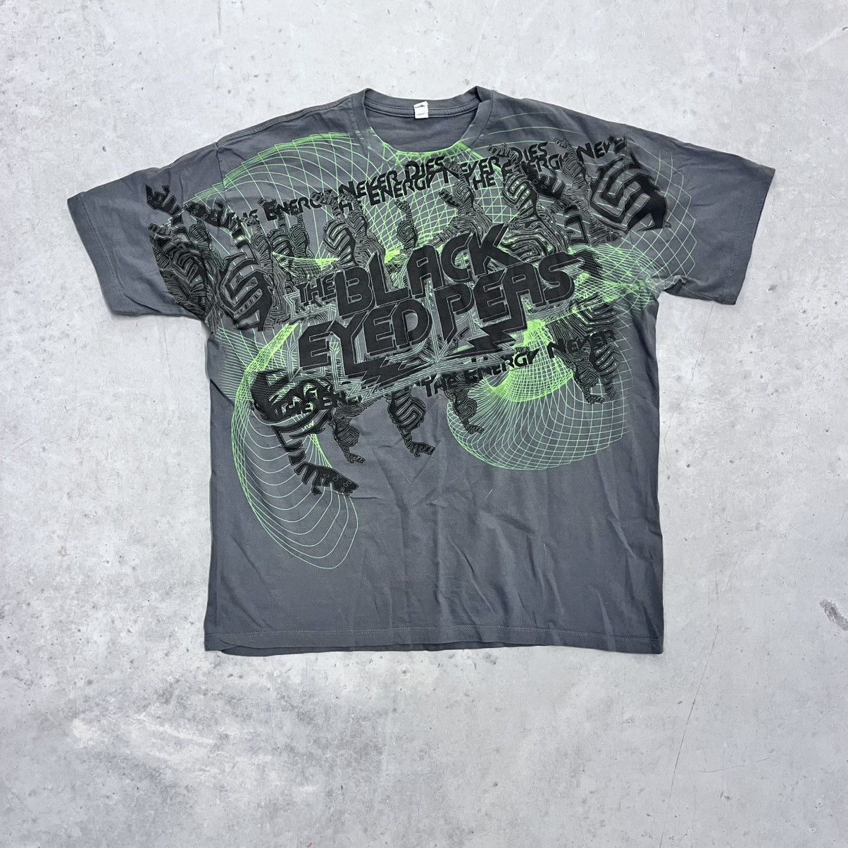 Rap Tees × Vintage Y2K The Black Eyed Peas The Energy Never Dies XL AOP Rap Tee Size US XL / EU 56 / 4 - 1 Thumbnail