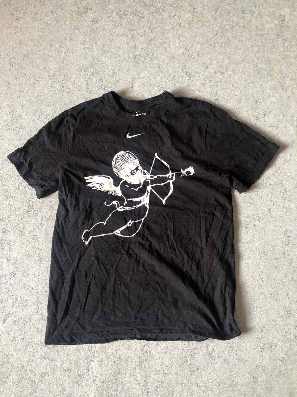 Drake × Nike NIKE X DRAKE CLB CERTIFIED LOWER BOY CHERUB TEE Size US M / EU 48-50 / 2 - 1 Thumbnail