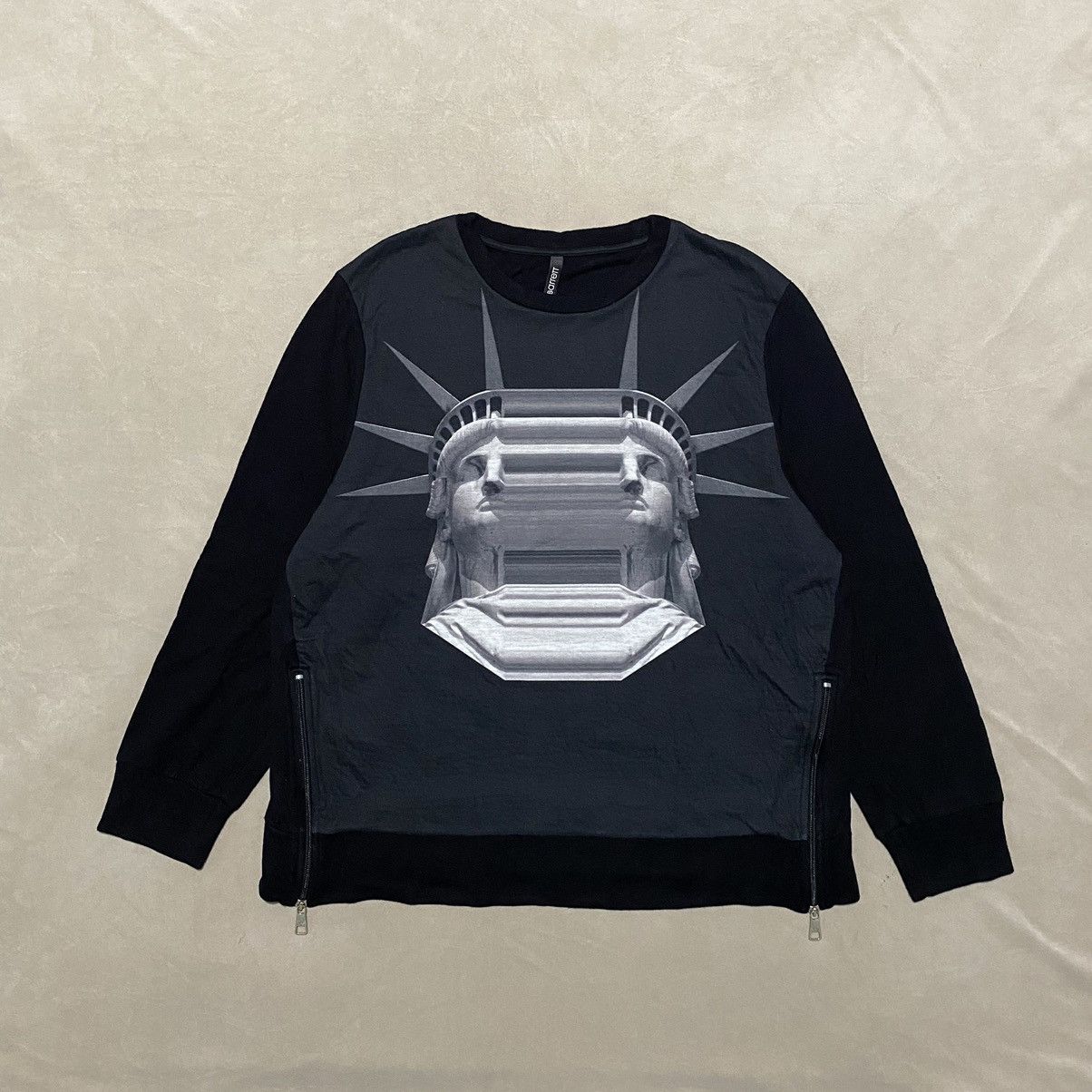 Neil barrett statue of liberty sweatshirt online