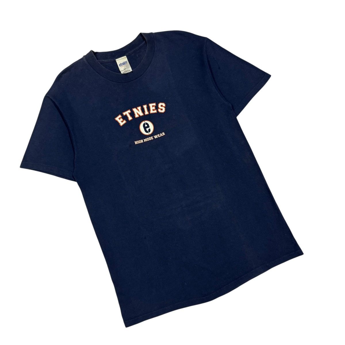 Etnies Vtg🔥Etnies High Mode Wear Og Logo Tee Size US M / EU 48-50 / 2 - 5 Thumbnail