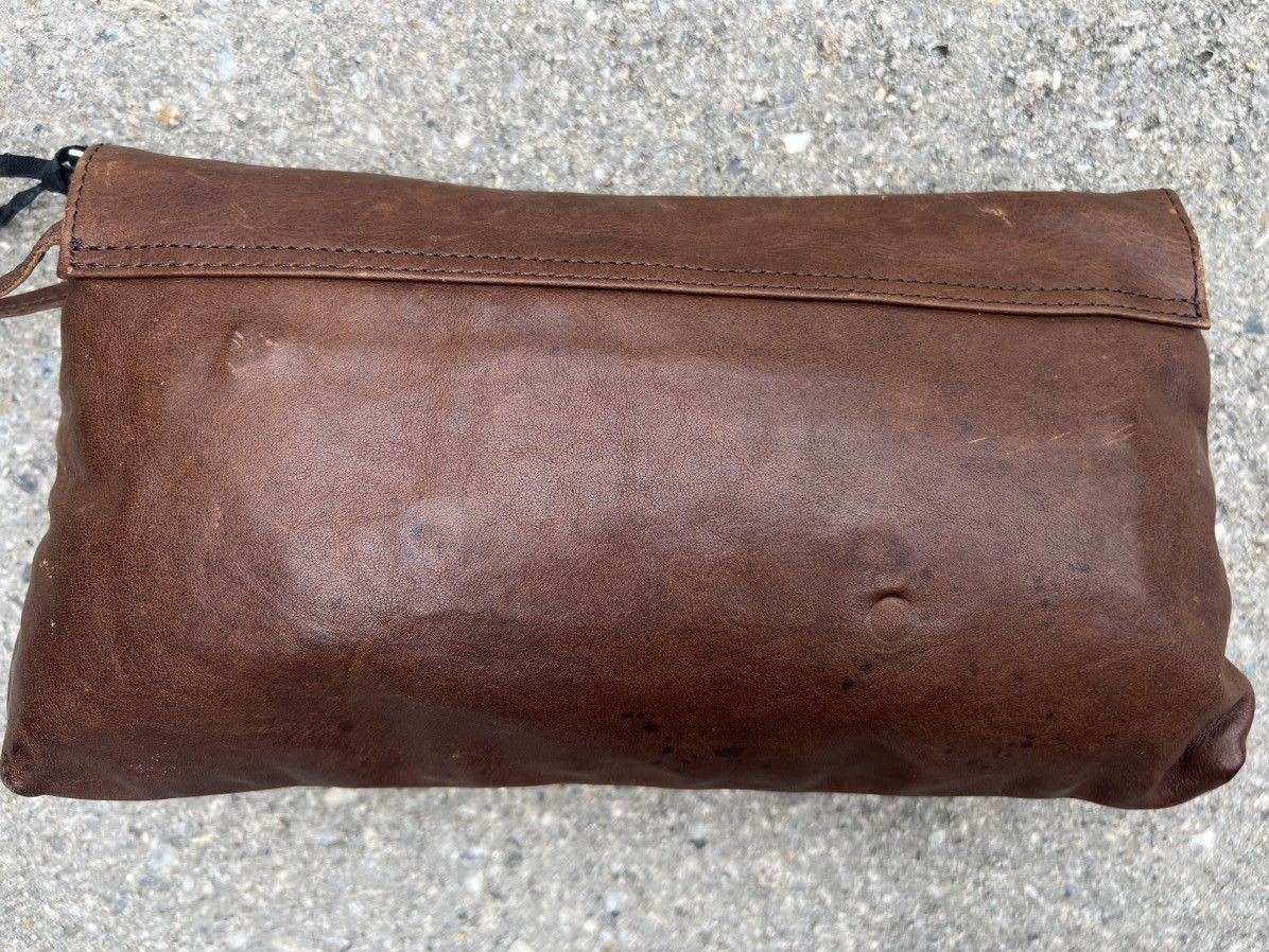 Leather Far Eastern Enthusiast Japan Patina Leather Clutch Bag Size ONE SIZE - 6 Thumbnail