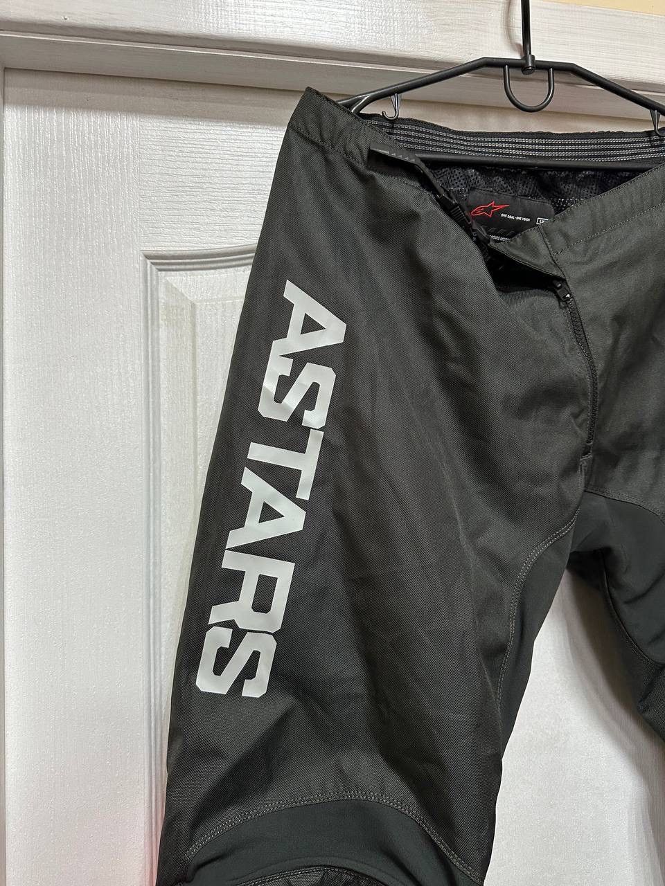Alpinestars 36 Alpine stars pants for Motocross moto racing joggers Size US 36 / EU 52 - 2 Thumbnail